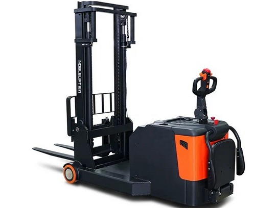 PS15CB-C站驾式平衡重式堆高车